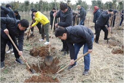 “播種綠色 美化環(huán)境”--中公交監(jiān)組織職工開展義務(wù)植樹活動(dòng)